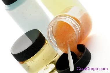 La ricetta per una crema idratante viso personalizzata