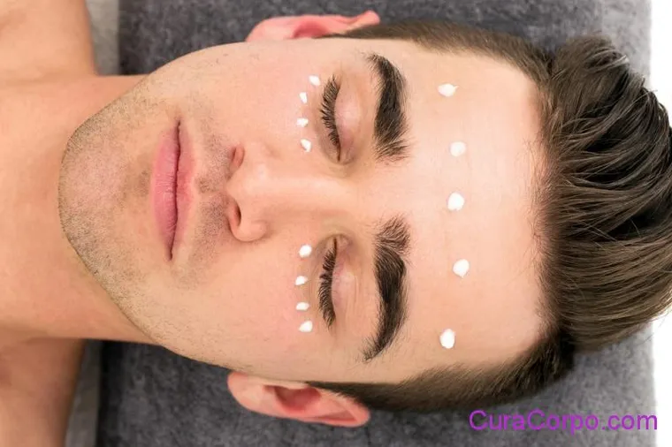 5 rimedi naturali antirughe per il viso dell’uomo